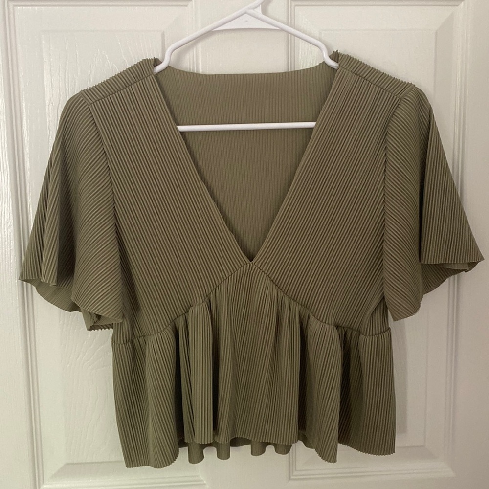 Frilly crop top